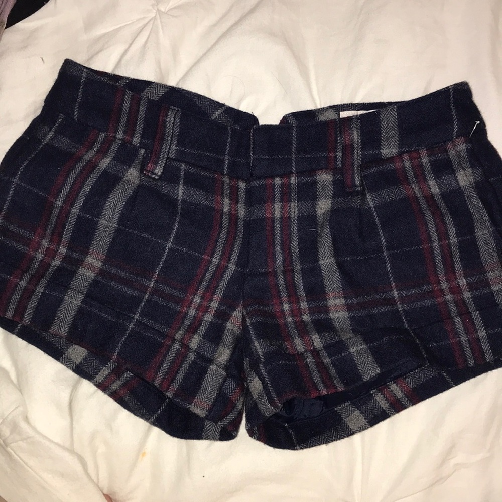 Wool plaid shorts. Navy & red plaid
